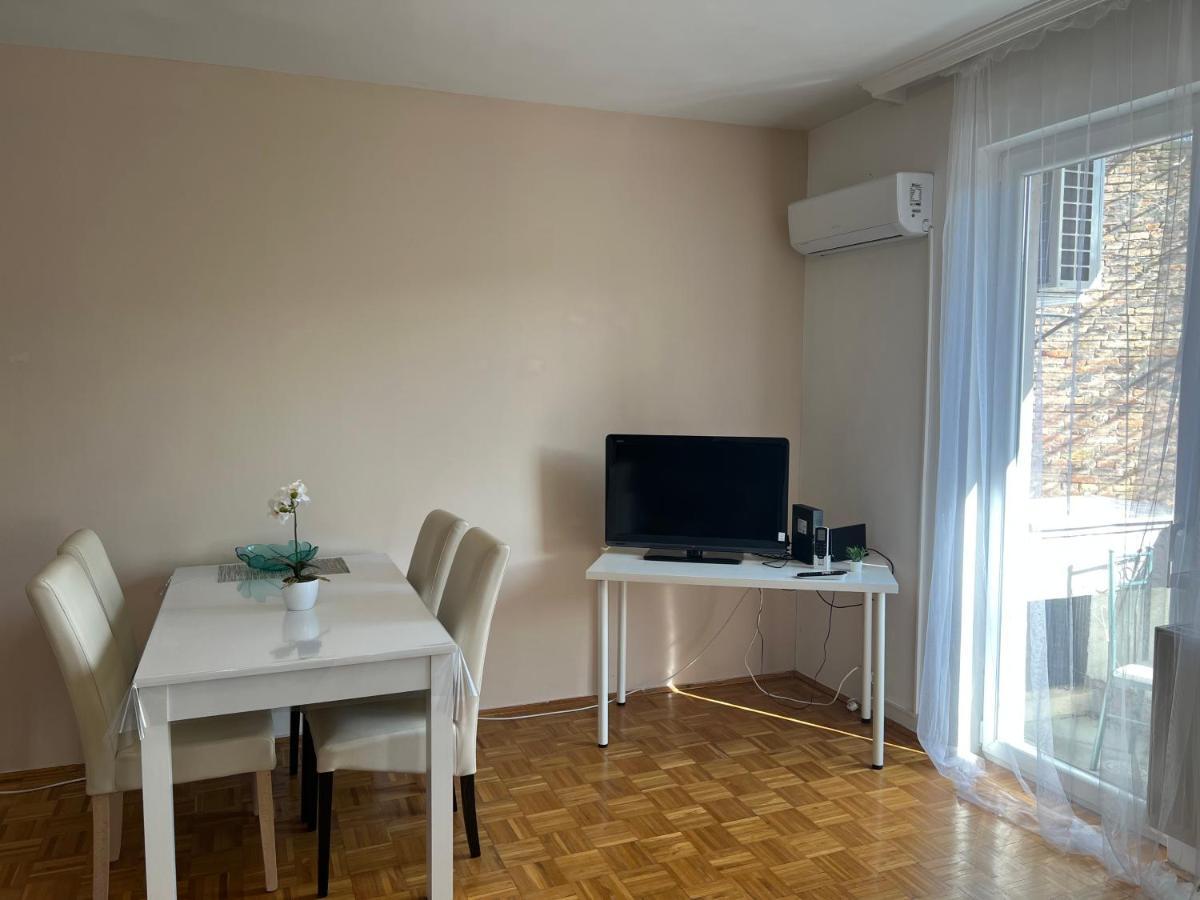 Centrum Szeged Apartman Exterior photo